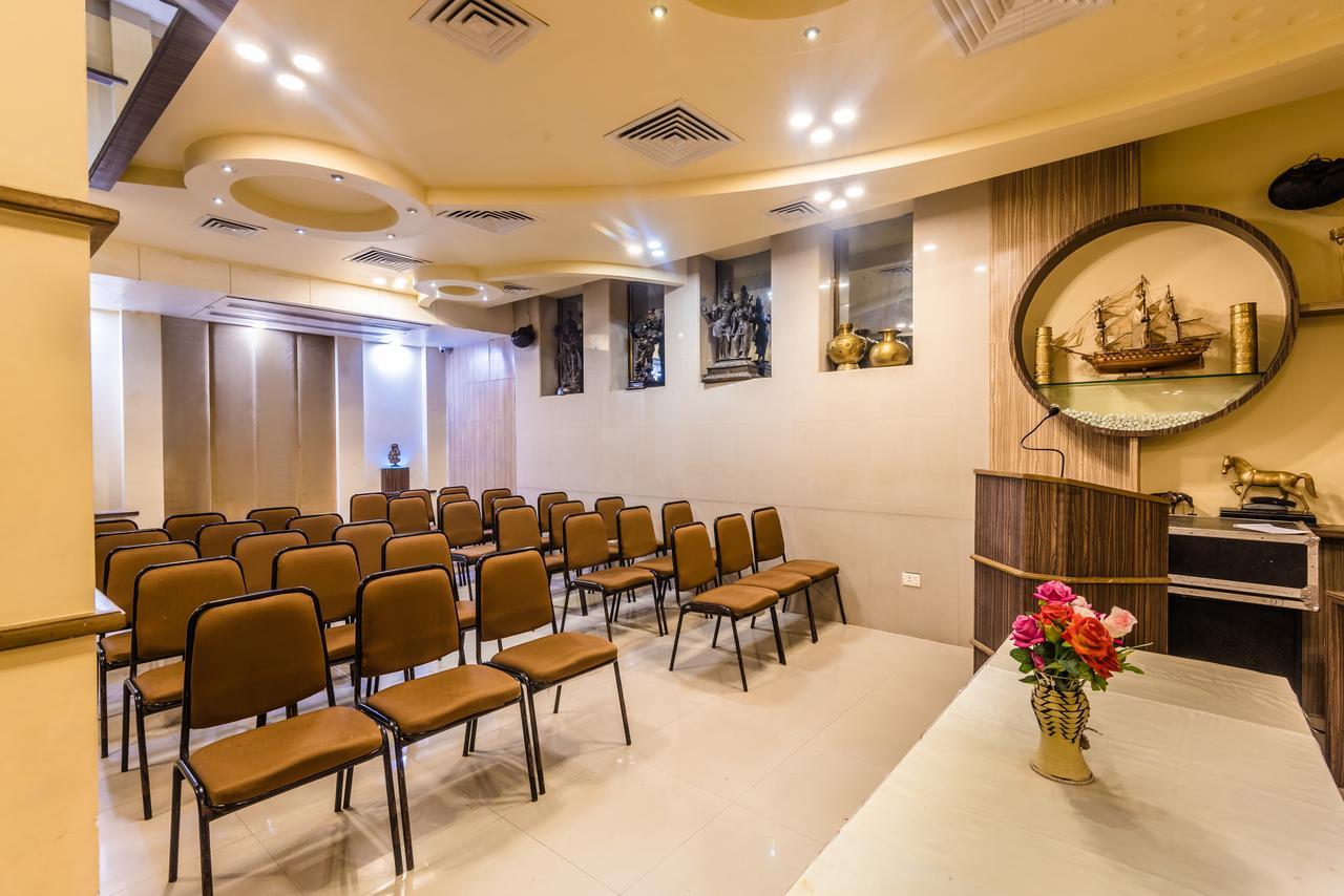 Hotel Panchratna Panvel Exterior photo